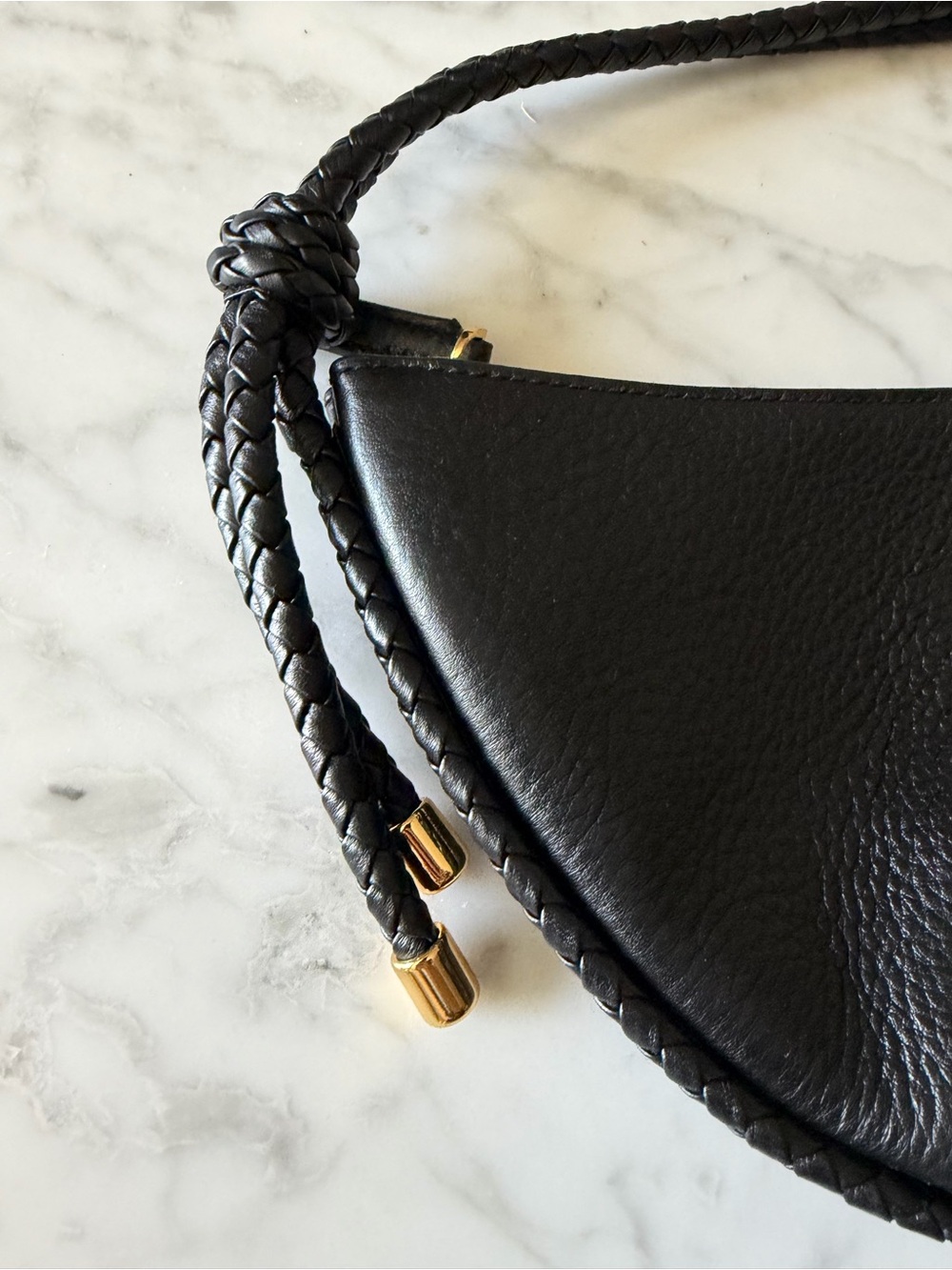 MADEWELL - Bolo Shoulder Bag - Black Half-Moon Shape - Leather - Picture 6 of 9